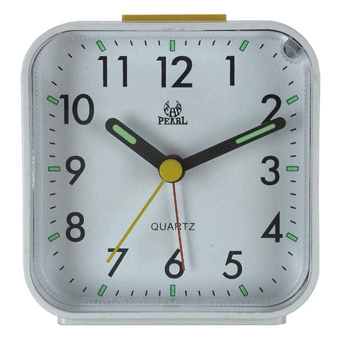Silent Analog Alarm Clock with Gentle Light and Snooze Feature