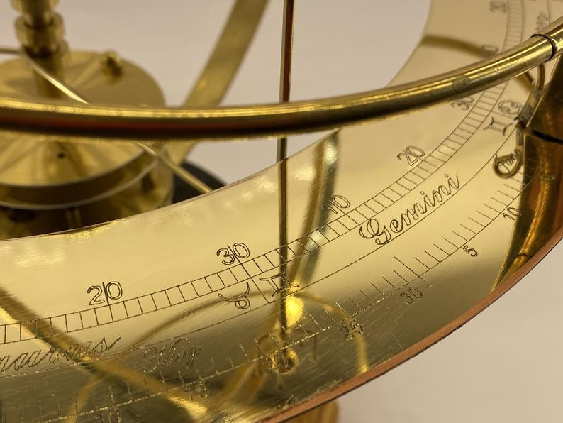 Grand Solar System Orrery Model with Planetary Movement