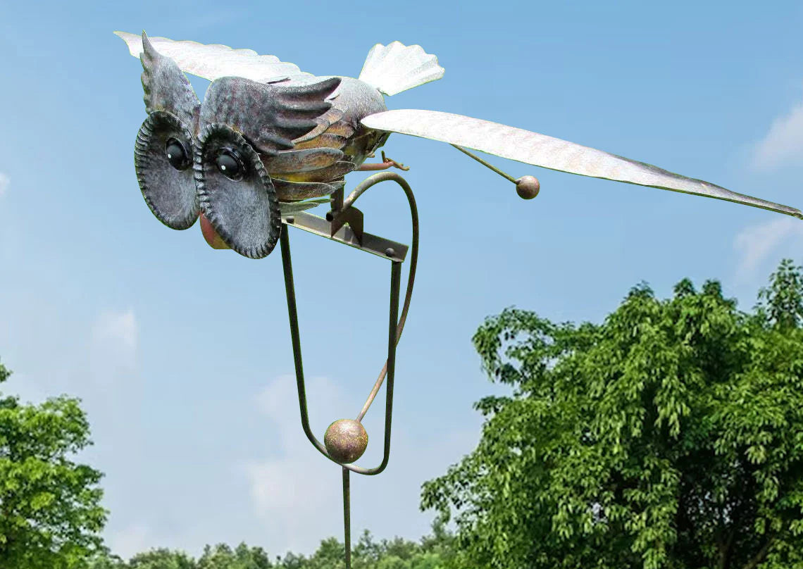 Metal Garden Wind Spinner with Stake – Weather-Resistant Lawn Decor