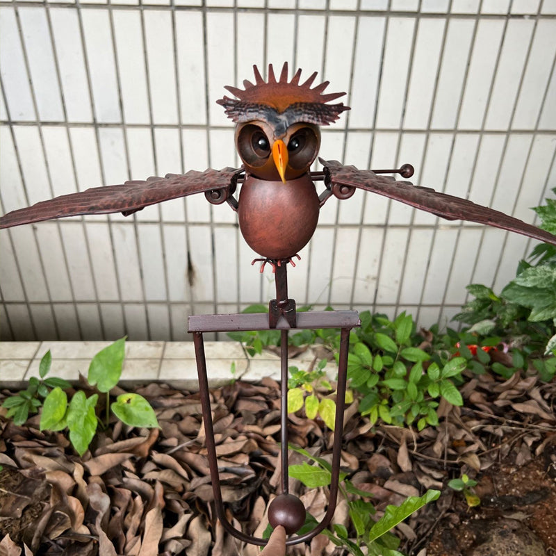 Outdoor Bird-Themed Windmill Sculpture for Gardens