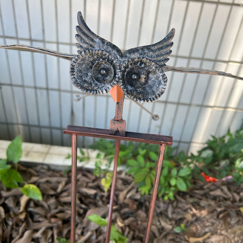 Outdoor Bird-Themed Windmill Sculpture for Gardens