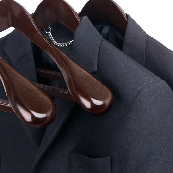 Luxury Curved Wooden Hangers for Elegant Clothing Display