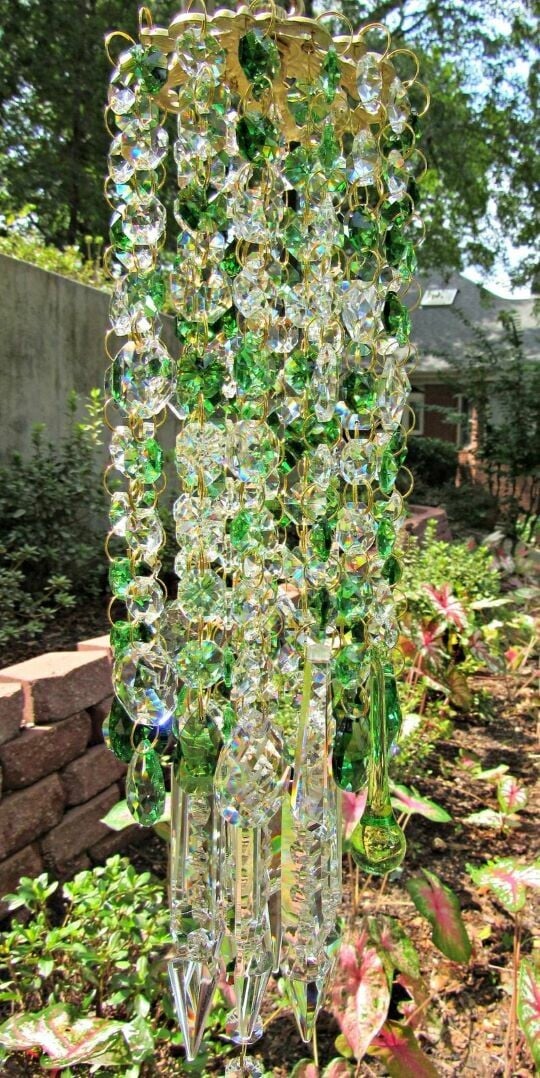 Tranquil Crystal Wind Chime for Serene Outdoor Spaces