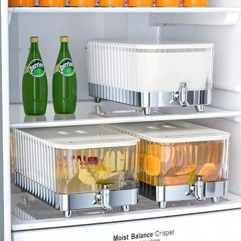 Glass Beverage Dispenser with Clamp Lid and Spout