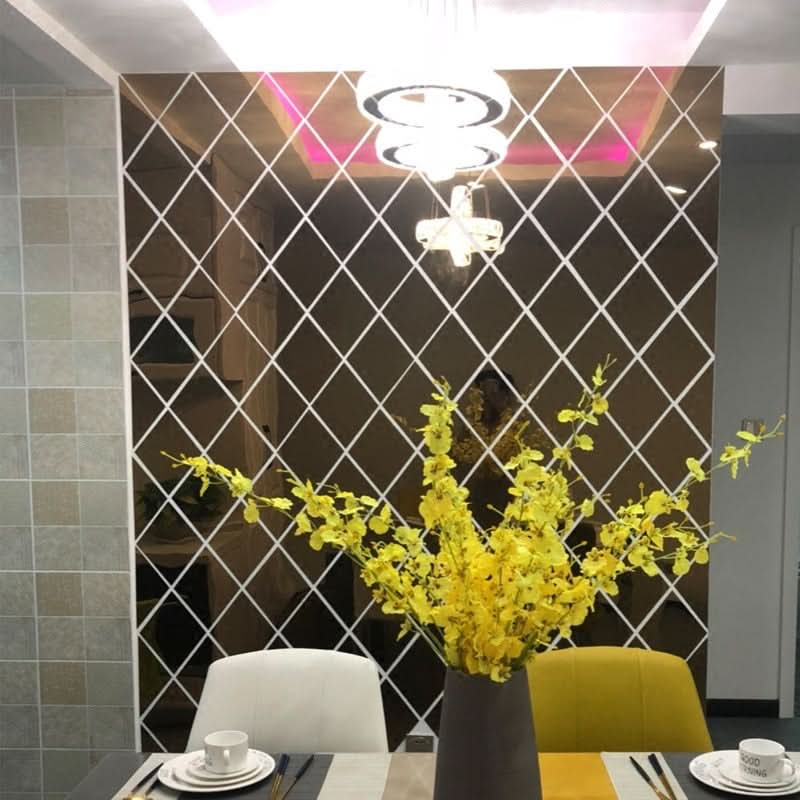 3D Triangle Mirror - Elegant Wall Decor with MirraShape Design