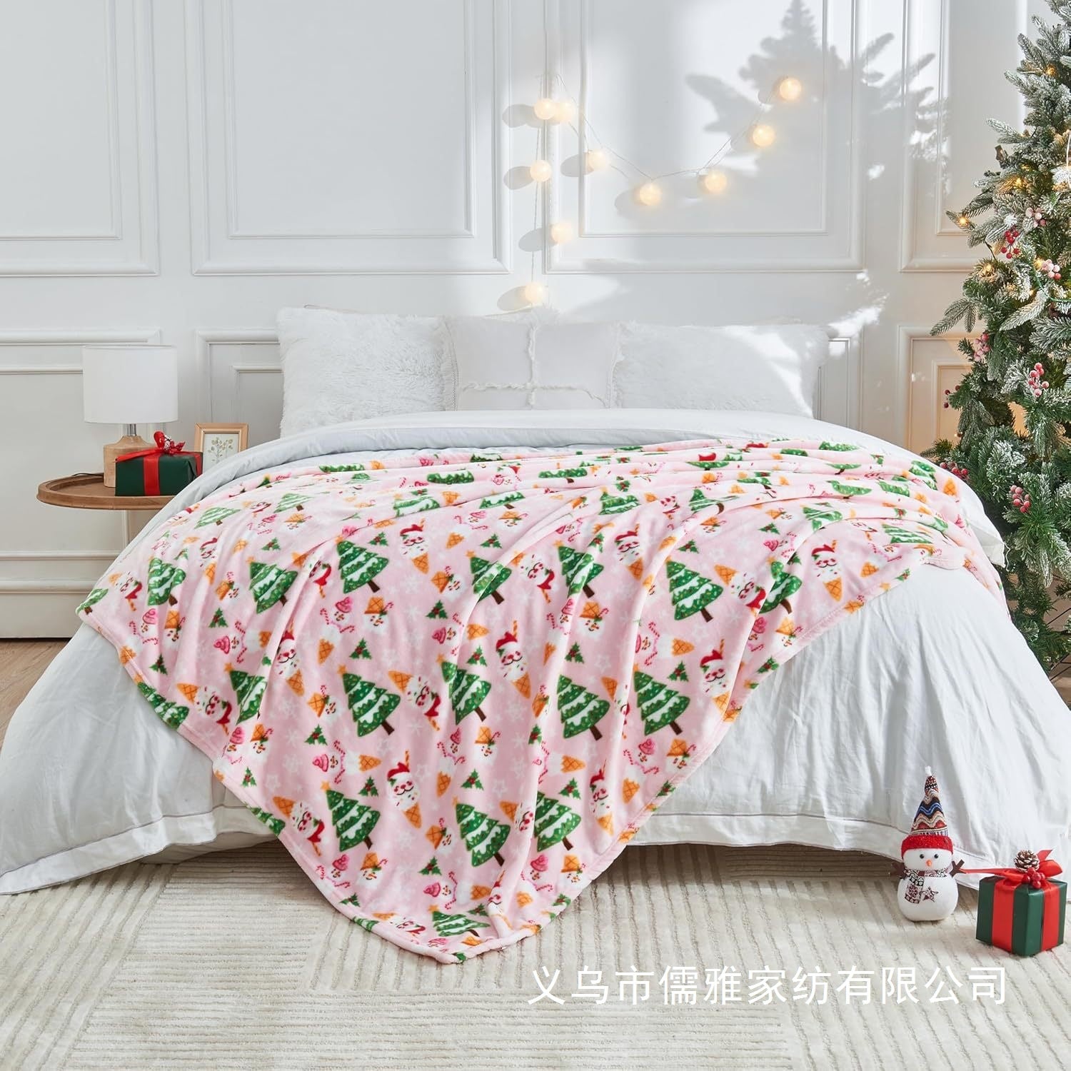 Soft Pink Flannel Christmas Blanket for Cozy Holiday Nights