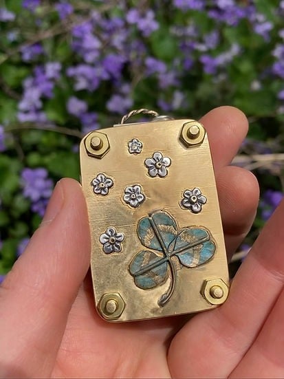 Compact Flower Press for Botanical Keepsakes | Portable Crafting Tool