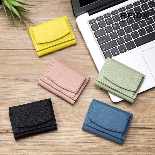 RFID Blocking Leather Wallet | Slim Card Holder for Travel | Unisex Design