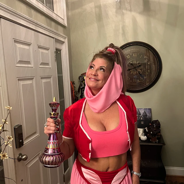 Jeannie-Inspired Dream Bottle