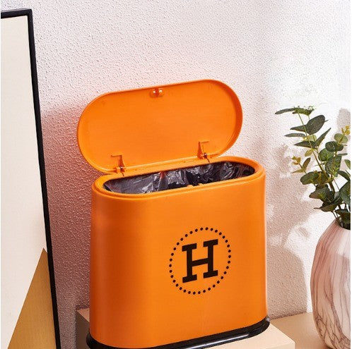 Dual Compartment Trash Bin for Recycling and Waste